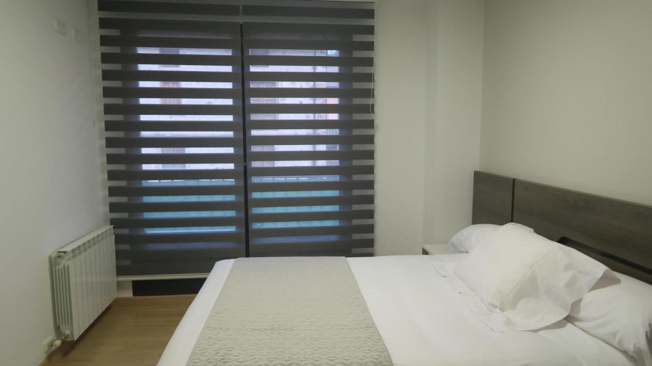 Apartamentos Palacio Azcarate Calle Calvario เอซกาไรย์ ภายนอก รูปภาพ
